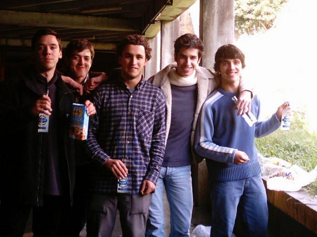 alguns elementos do quadro superior do m&eacute;s